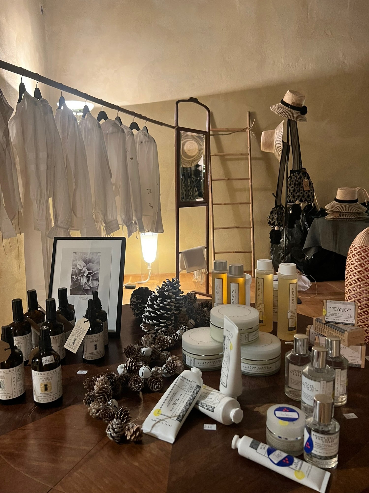 Bazar de Noël de décembre 2024 à l'Arbre qui marche en Bretagne