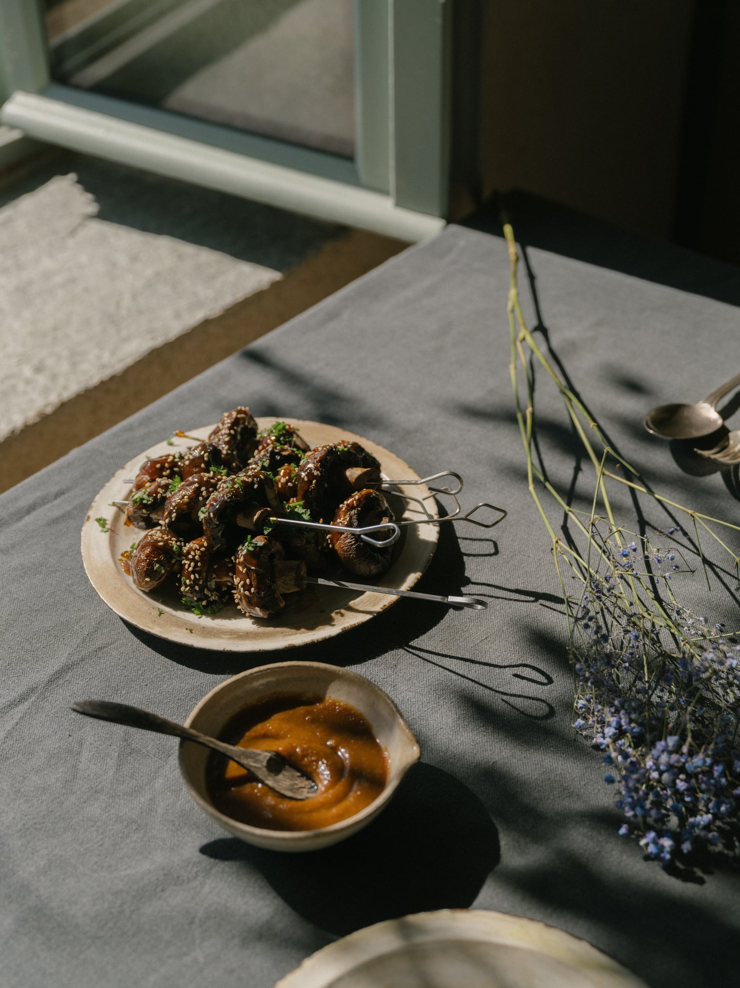 Cuisine végétarienne et goûteuse à l'Arbre qui marche, maison de soin en Bretagne - Photo Nomades