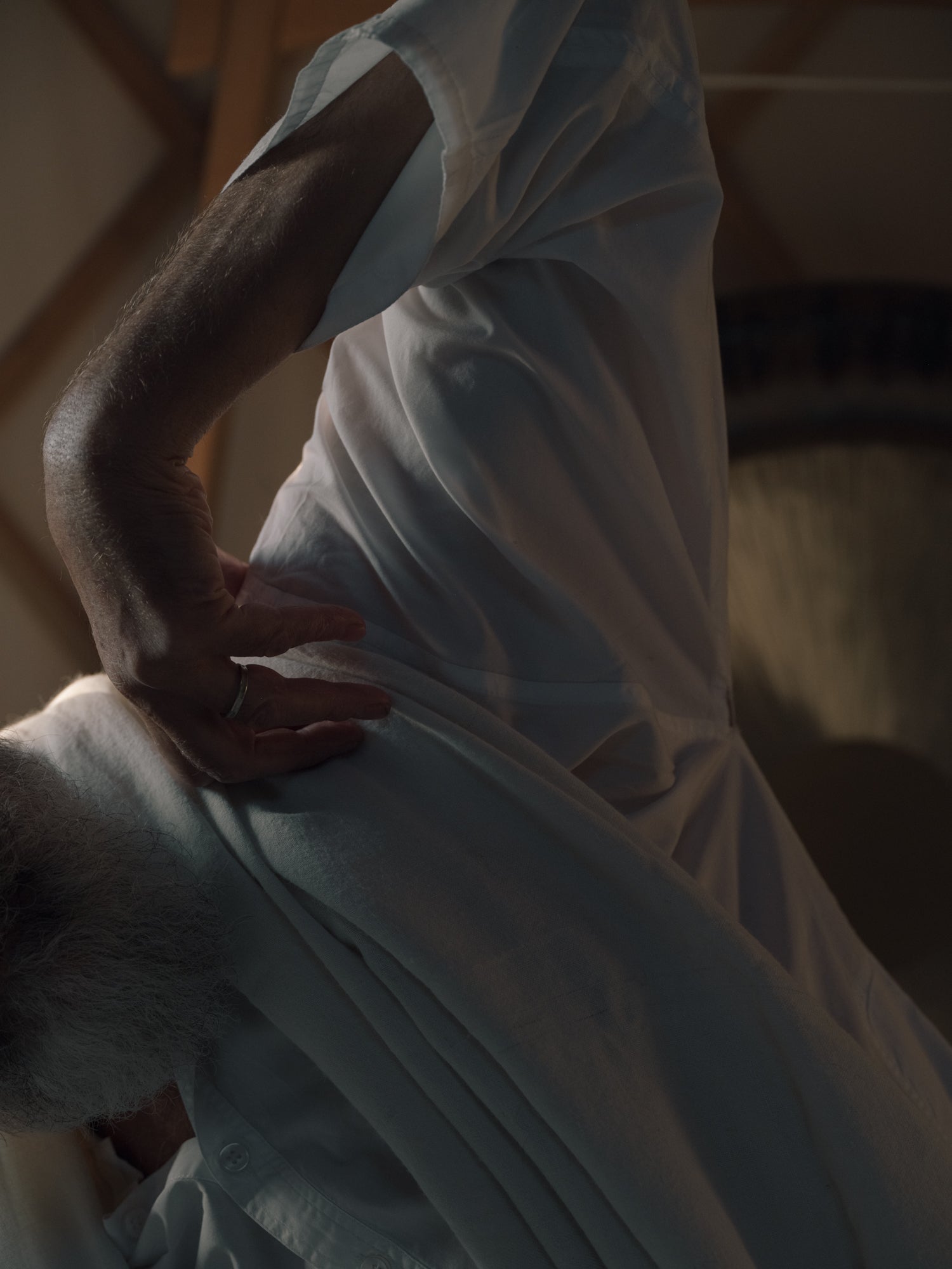 Paolo Malvarosa enseigne le Kundalini yoga à Paris, Rennes et l'Arbre qui marche, maison de soin en Bretagne - Photo Nomades